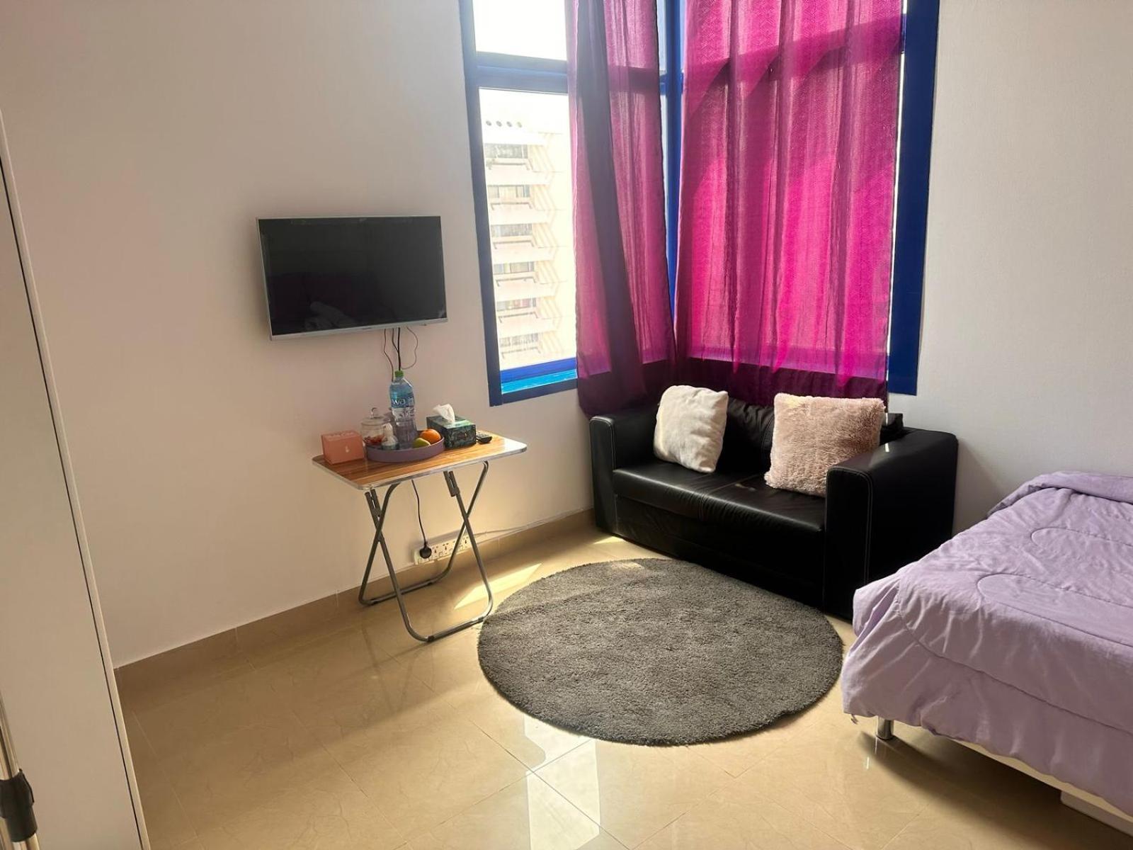 The Purple Place Apartment Abu Dhabi Luaran gambar
